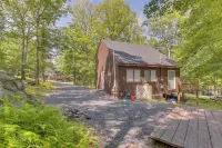 Pools, Lake, AC, Tiki Bar, Skiing: Delaware River - Pet-friendly