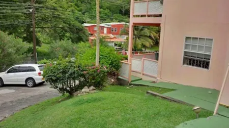 Bougainvillea Apartments Отели рядом с достопримечательностью «Taylors Chidren Center»