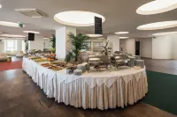 HR Resort Hotels in Senigallia