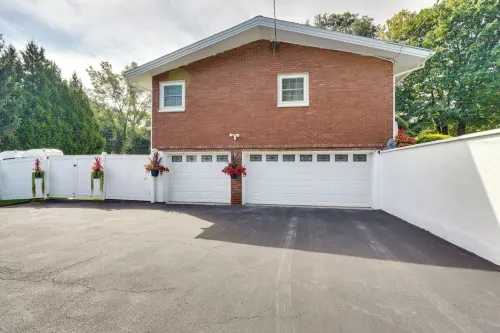 Cozy Albany Vacation Rental ~ 5 Mi to Downtown!