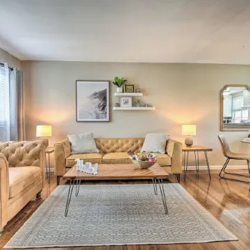 1 Mi to Dtwn Burbank: Mod Gem w/ Private Yard