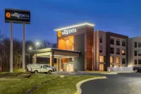 La Quinta Inn & Suites by Wyndham Aberdeen-Apg