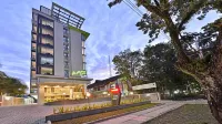 Whiz Prime Hotel Khatib Sulaiman Padang Hotel a 