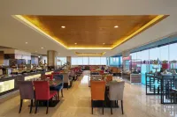 Swiss-Belhotel Waterfront Makassar - servizio colazione