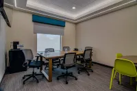 Home2 Suites by Hilton Bolingbrook Chicago Hotels in Du Page Township