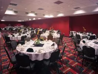 Holiday Inn PEWAUKEE-MILWAUKEE WEST by IHG Hotels in Pewaukee