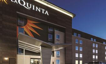 La Quinta Inn & Suites by Wyndham Lubbock West Medical Centr