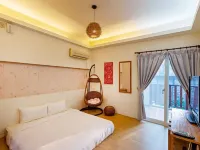 17 Happiness Hotels near Lambai Island