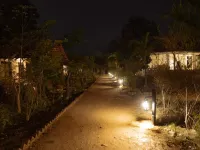 Kanha Jungle Resort - A Jungle Tales' Experience Hotels in Manjitola