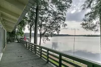Round Rock Lodge - Retreat Nestled Among The Trees With Stunning Lake Views