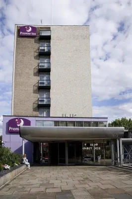 Premier Inn London Putney Bridge Hotels in London