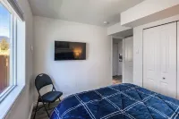 Cozy Two Bedroom, centrally located