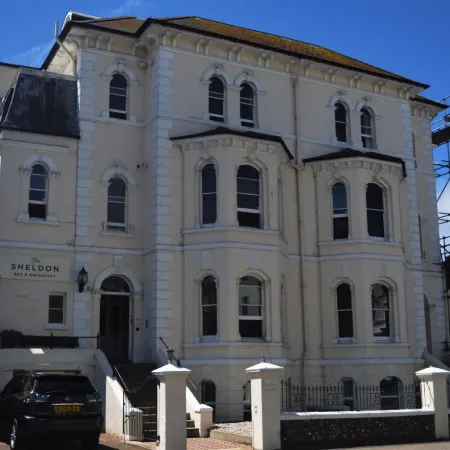 The Sheldon B&B - Free Private Parking