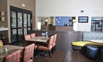 Wingate by Wyndham Roseville/Detroit