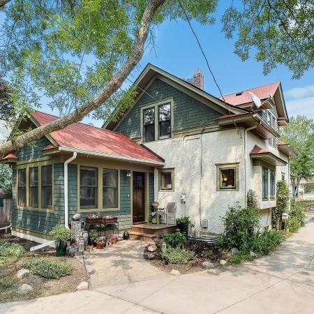 Pillsbury Hideaway