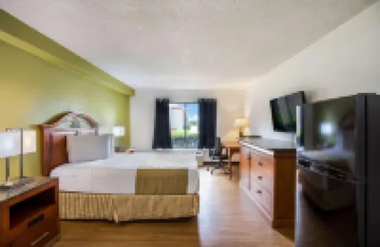 OYO Hotel Orlando Airport