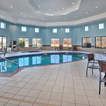 Holiday Inn Express & Suites DUNCAN by IHG