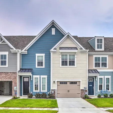 4 Mi to Bethany Beach: Townhome w/ Screened Porch