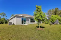 Bright Port Charlotte Home - 2 Mi to Beach! - badewanne