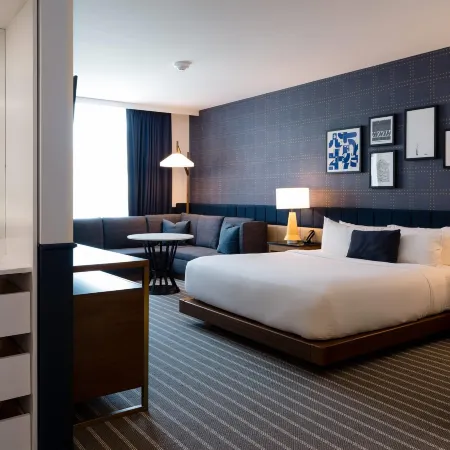 Cambria Hotel Boston Somerville