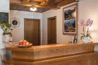 Smart Hotel Firn Hotels in Coldrano
