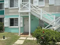 Southgate courtyard<br>Unit 20