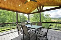 Riverfront home on South Holston River Perfect for Fishing, Hiking, Relaxing