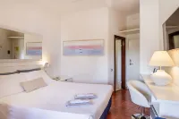 Piccolo Hotel