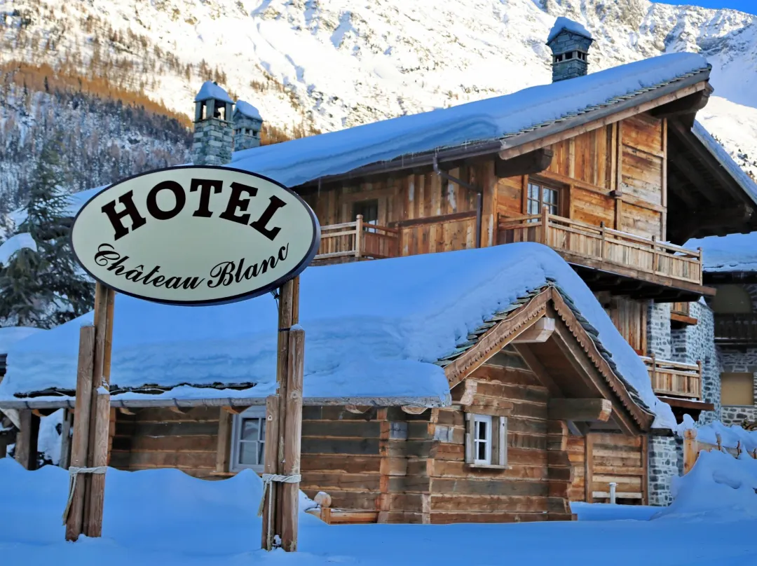 Hotel Chateau Blanc - La Thuile