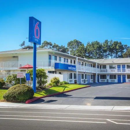Motel 6 Arcata, CA – Cal Poly Humboldt