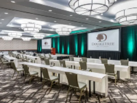 DoubleTree by Hilton Denver-Aurora Hotels in Aurora