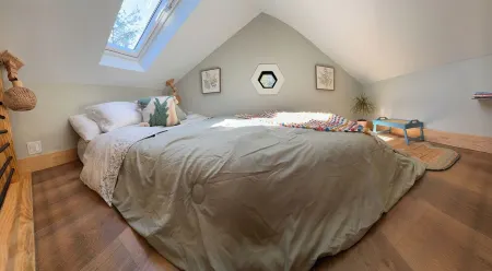 Secluded Tiny Home in Exclusive Paris Mountain!