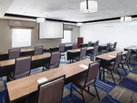 Hampton Inn & Suites by Hilton West Sacramento Hotels in Yolo County