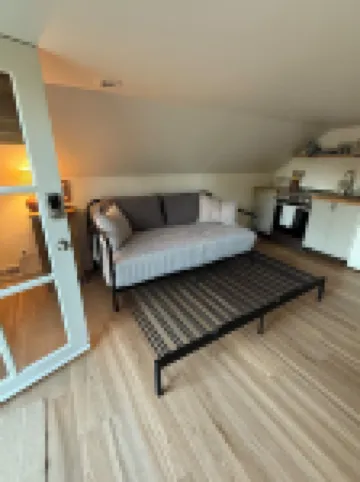 Rascal Ranch: Cozy 2-bed attic apartment close to Olde Town Arvada w/hot tub Hotels in Arvada