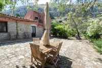 Marotta, on the slopes of Erice Отели рядом с достопримечательностью «Abbeveratoio San Marco»