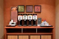 Hampton Inn Wichita Falls-Sikes Senter Mall - breakfast