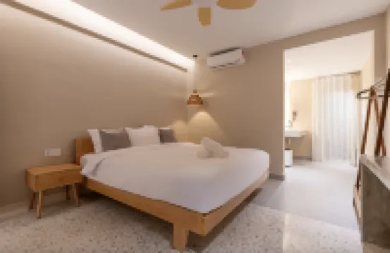 Kontor Villa - 2 mins TC | Private Bathtub | Pool