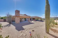 Outdoor Oasis! Group-Friendly Cave Creek Retreat - 무료 와이파이