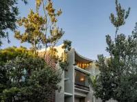 Camperdown - Luxury Architectural Escape - Brand New Home!!! Hotels in Camperdown