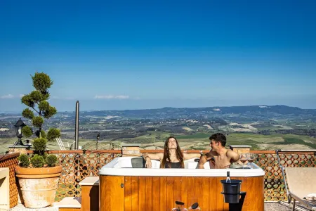 Agri apartment La Terrazza - La Ripadoro with Jacuzzi