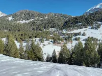 Luxury apartment in a quiet location 50 metres from the village center