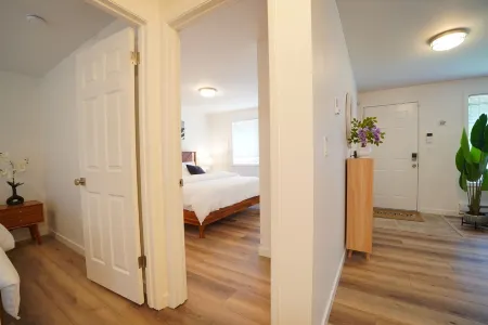 Charming 2B1B 1 King 1Queen#Remodeled#Wifi#Parking