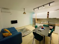 Charming 1-bedroom apartment with AC and WiFi in lovely Durrës