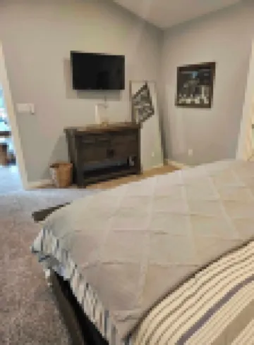 3-bedroom cozy relaxing home in Gun Barrel City with lots of amenities!