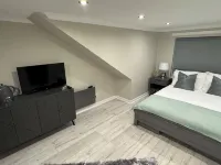 Newly Renovated Room With Private Bathroom - Sleeps 3 - 2 Beds Hotel a Bathgate