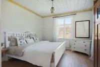 Landhaus mit Eigenem Steg am Schönen Gullmarsfjord Hotels in Uddevalla Municipality