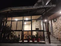 Whytbank Cottage , Stylish Boutique Styled Cottage nested in hills of Mussoorie.