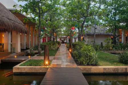 Paradisus Playa del Carmen - Riviera Maya - All Inclusive Отели рядом с достопримечательностью «Плайя Пунта Эсмеральда»