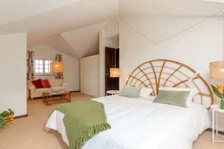 A fabulous property walking distance from the historical centre