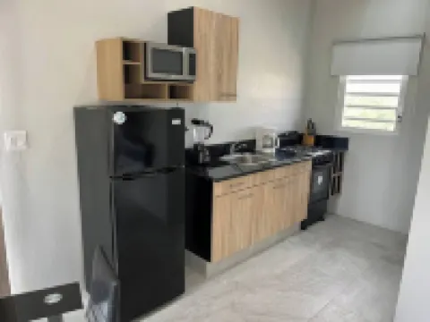 Cozy studio with WiFi and AC in charming The Valley, Black Garden Hotels in The Valley